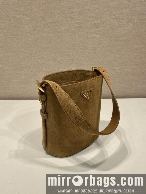 Prada Bags 1BE078 17X18.5X10.5cm WP