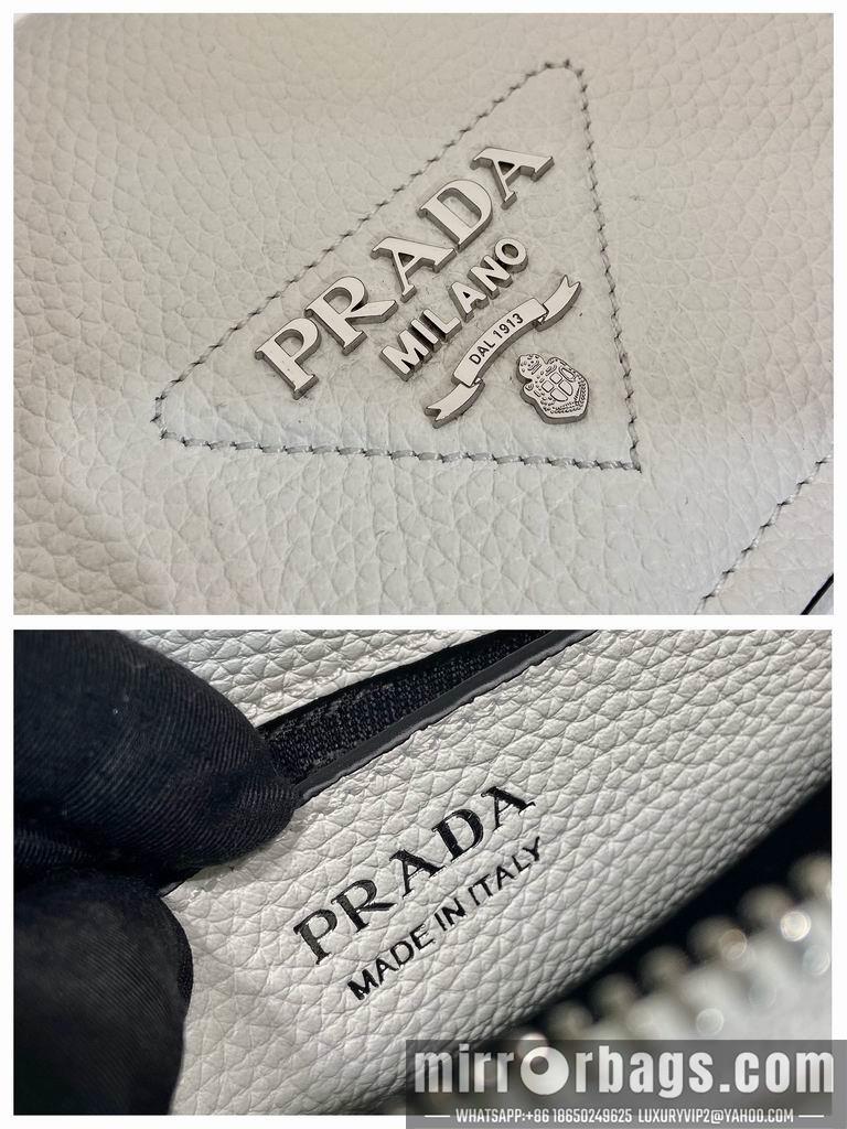 Prada Bags Prada 1BD332 20x15x6cm AP
