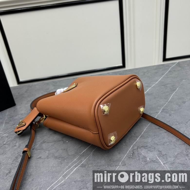 Prada Bags Prada 1BA373 15x16x9.5cm ww1