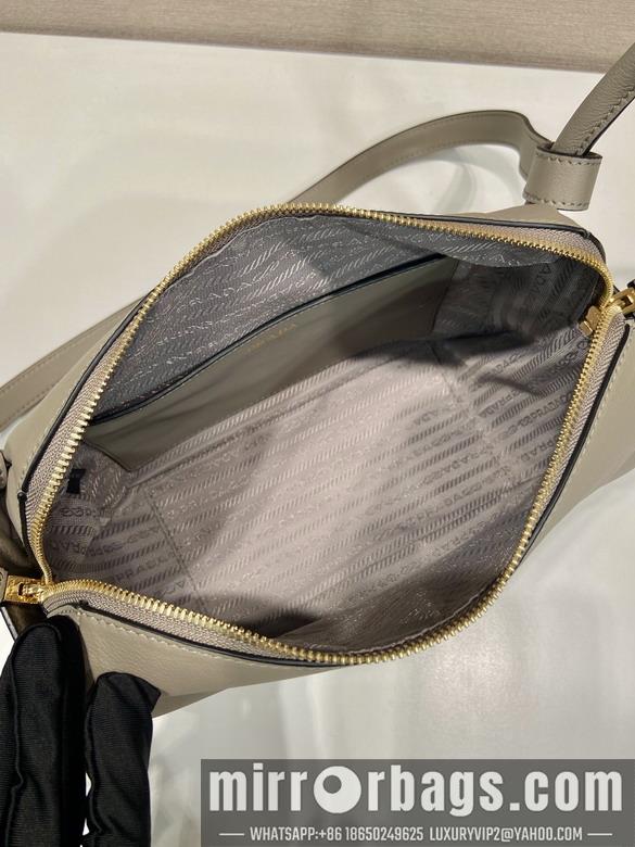 Prada Bags Prada 1BA451 25x18x10cm AP.