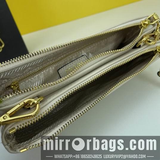 Prada Bags Prada 2100 25x15x5cm ww