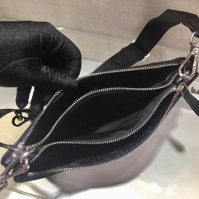Prada Bags Re-Nylon 1BH012 25x18x4cm ap 25