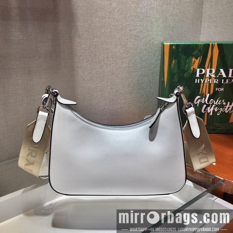 Prada Bags Re-Edition Duchesse AP1NE515 23x13x5cm