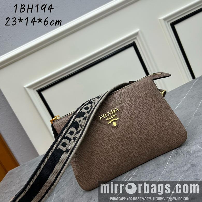 Prada Bags Prada 1BH194 23x14x6.5cm ss1