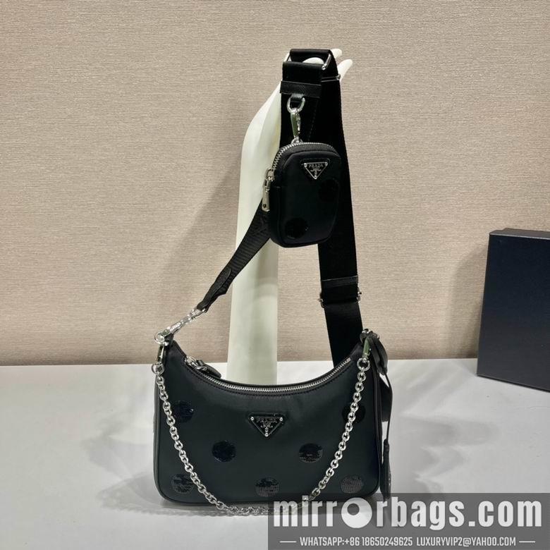 Prada Bags Re-Edition AP1BH204 22X18X6.5