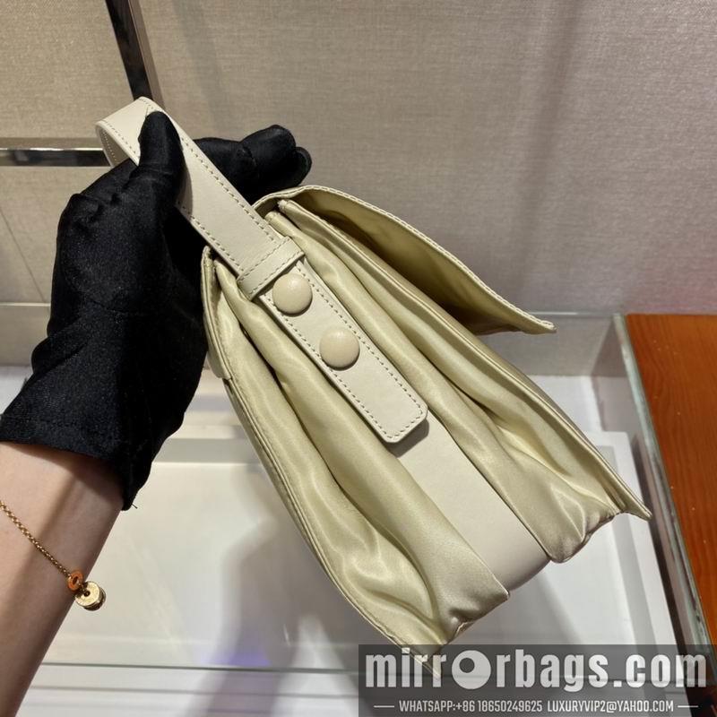 Prada Bags Re-Nylon 1BD255 30x21.5x12cm ap 09
