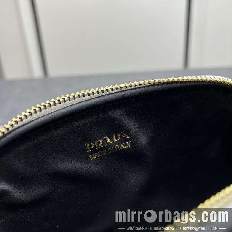 Prada Bags Prada 1BH203 18.5x13x6.5cm ss2