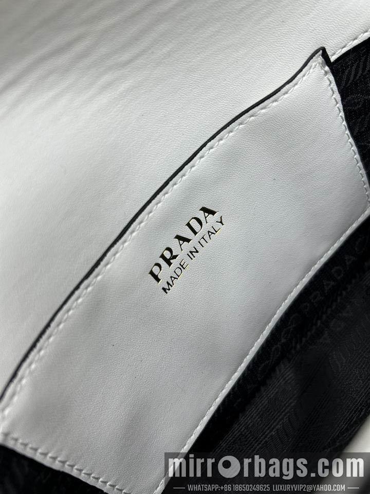 Prada Bags Prada 813 21.5x13x5cm jj1