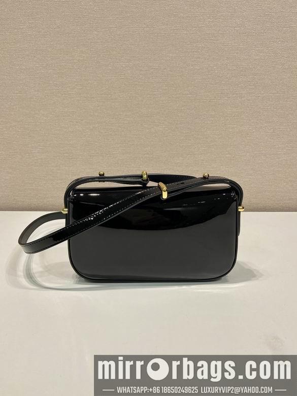 Prada Bags Prada 1BD339漆20.5x10.5x4cm AP