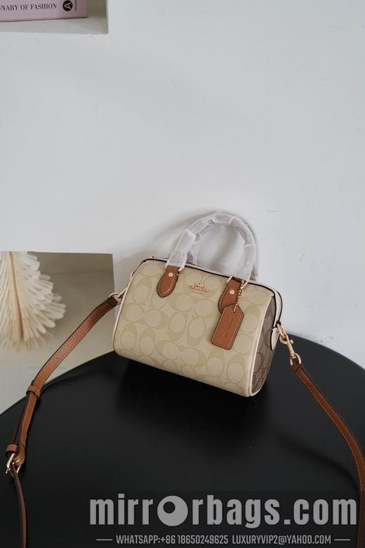 Coach Bags 041405 AZ 4