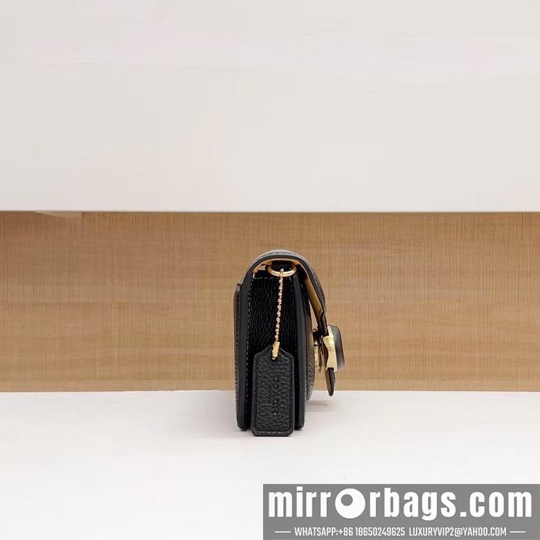 Coach Bags CJ925 18.5X11.5X3cm JH