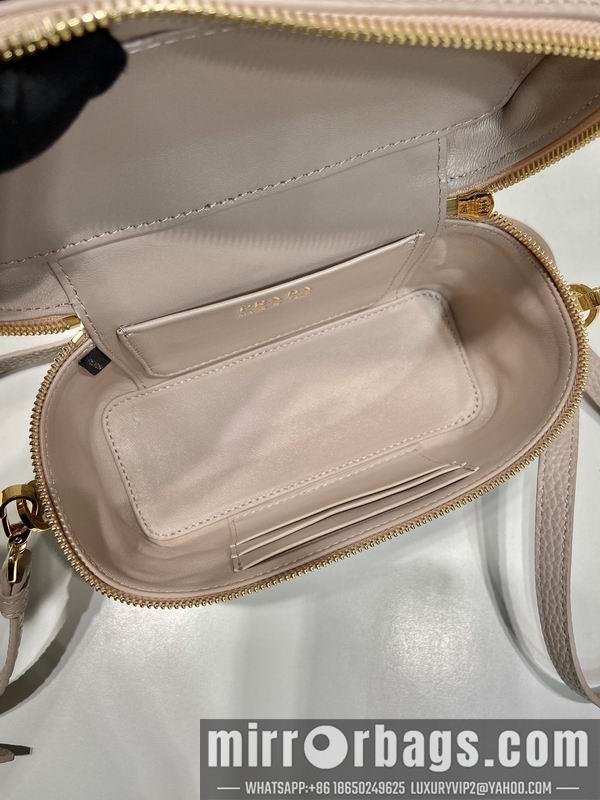 Prada Bags Prada 1BH202 18x11.5x7.5cm AP