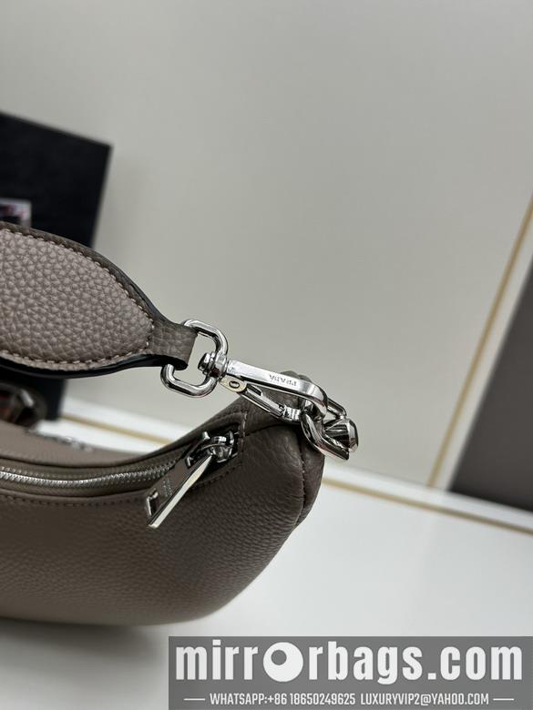 Prada Bags Prada 1BA108 24x13x7cm jj3