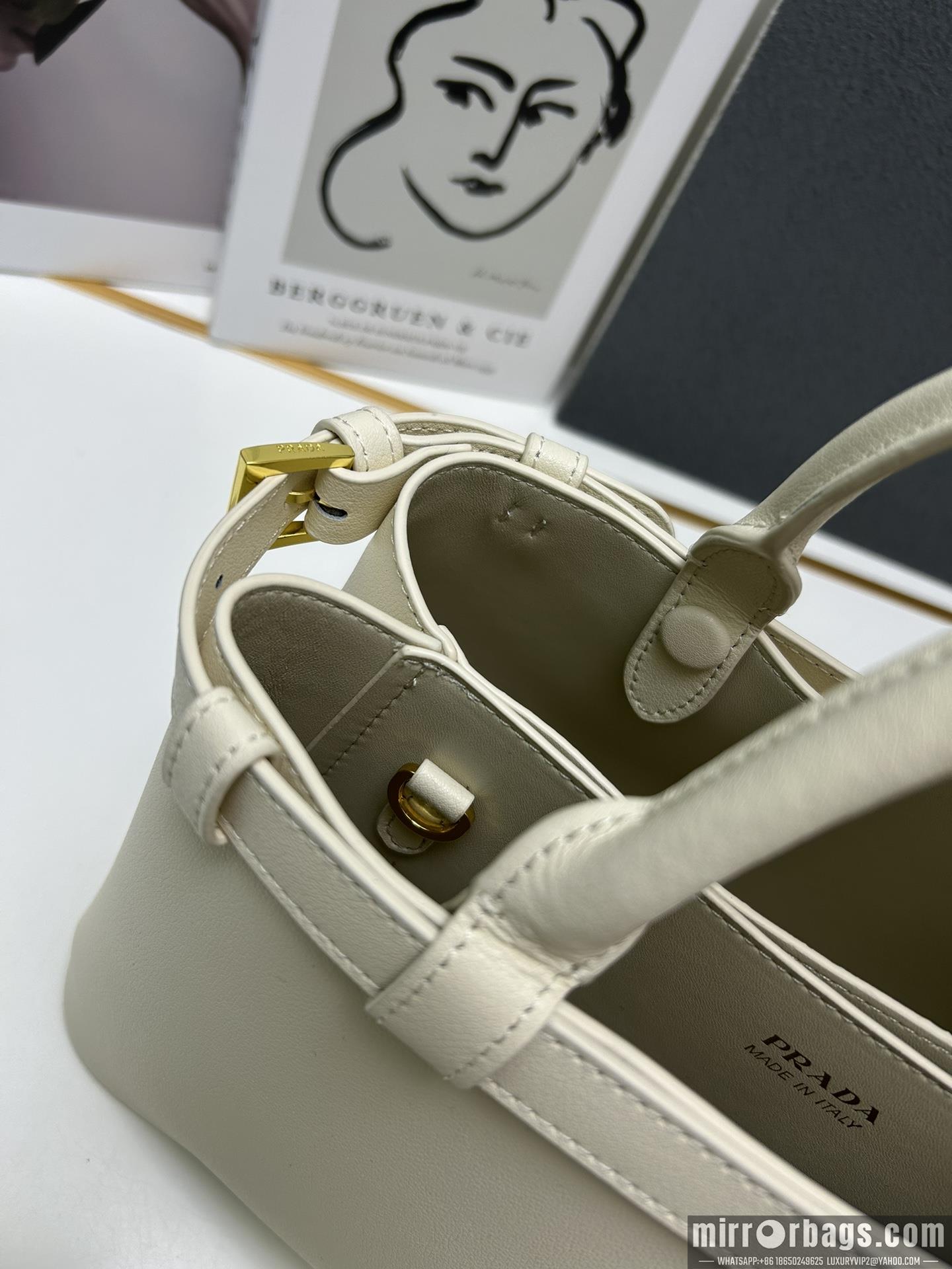 Prada Bags Prada 1BA418 28x18x10.5cm ww