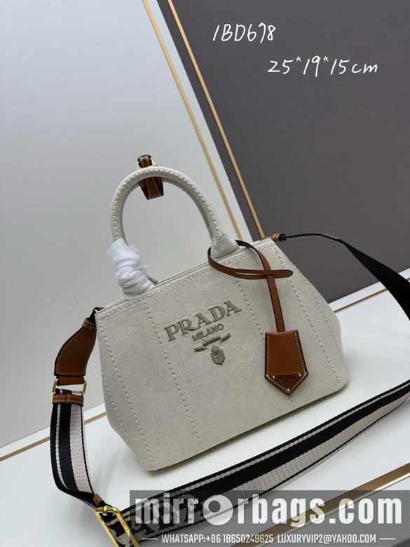 Prada Bags Prada 1BD678 25x19x15cm jj1
