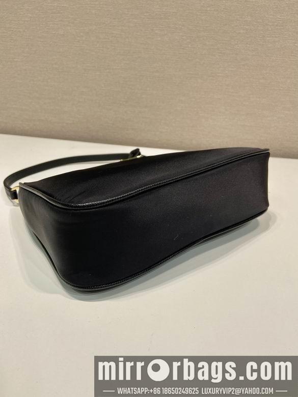 Prada Bags Hobo 1NE204 22x12x6cm AP