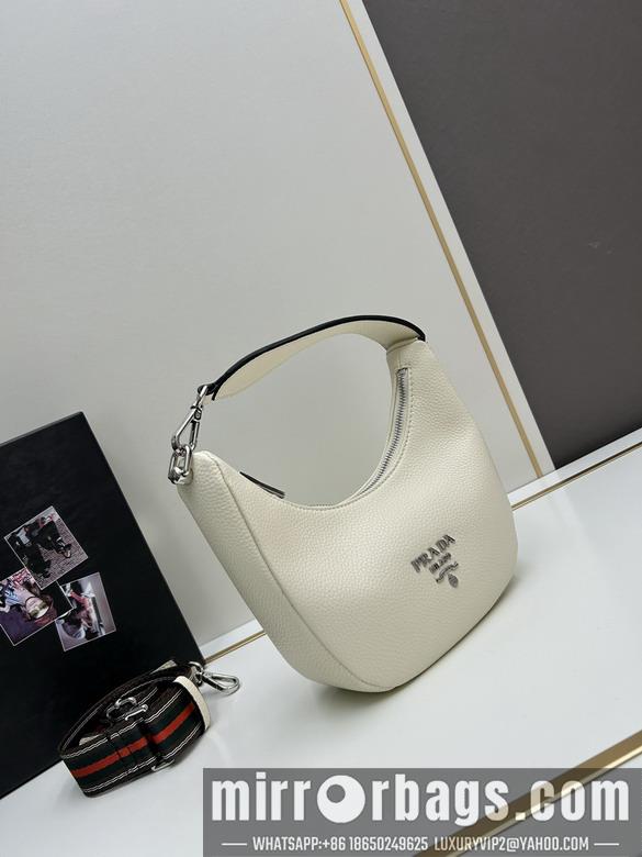 Prada Bags Prada 1BA108 24x13x7cm jj4