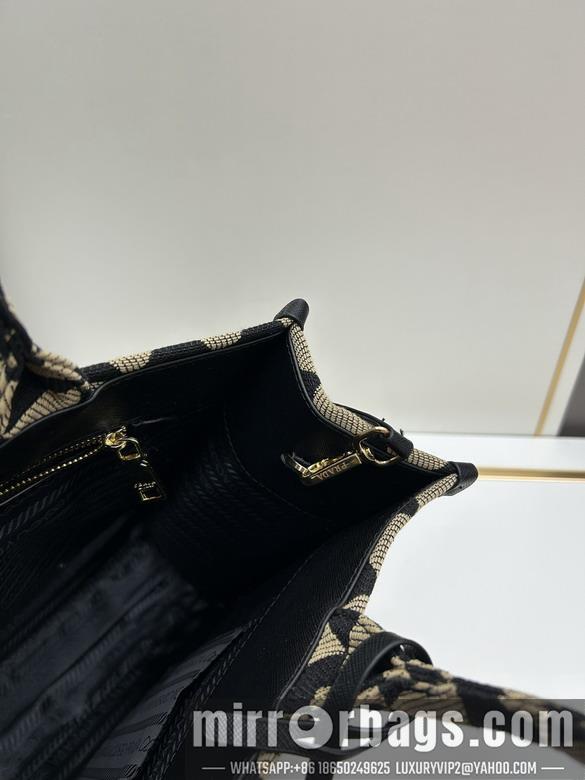 Prada Bags Prada 23140 39x30x11cm jj1