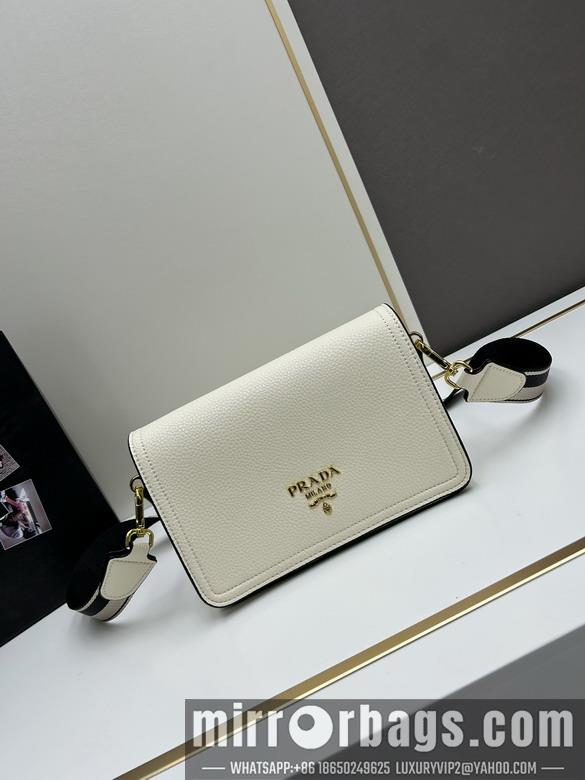 Prada Bags Prada 1BA106 22x14x8cm jj4