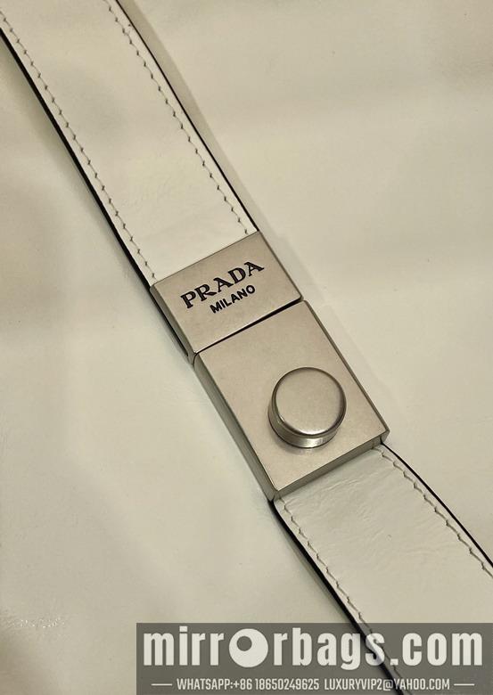 Prada Bags Prada 1BG570 39x24.5x14cm AP1