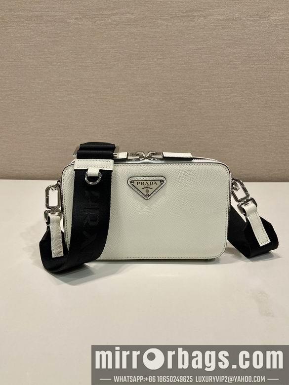 Prada Bags Prada Brique 2VH173十字纹 19x11.5x3.5cm AP