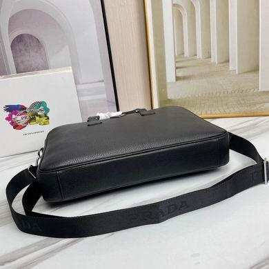 Prada Bags 7017-1 39x29x7cm