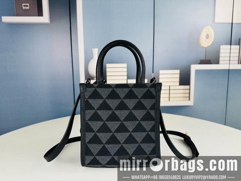 Prada Bags 23140 17X18X6cm XMY 2colour