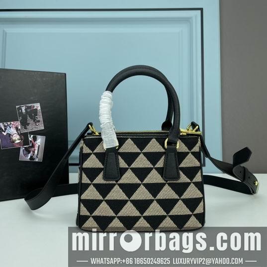 Prada Bags Parda Saffiano 1BA908 20x15x9.5cm ww