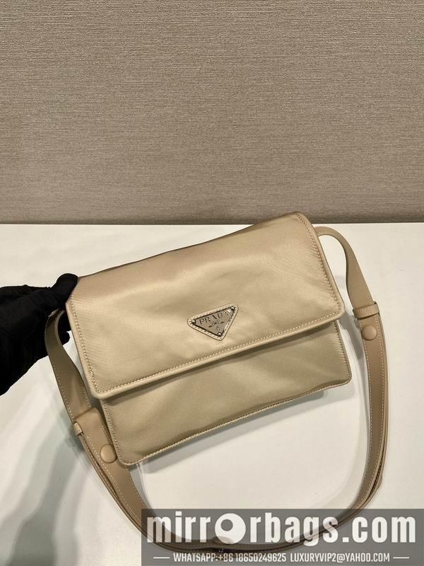 Prada Bags Prada 1BD258 23.5x18x11cm AP2色