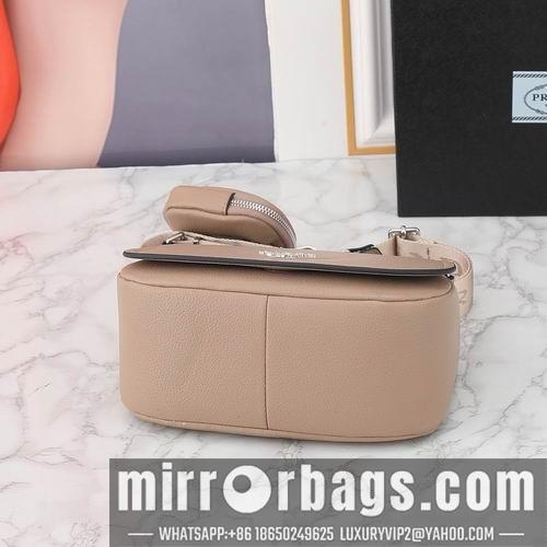 Prada Bags Prada 1BD293 24x17x9.5cm ww1