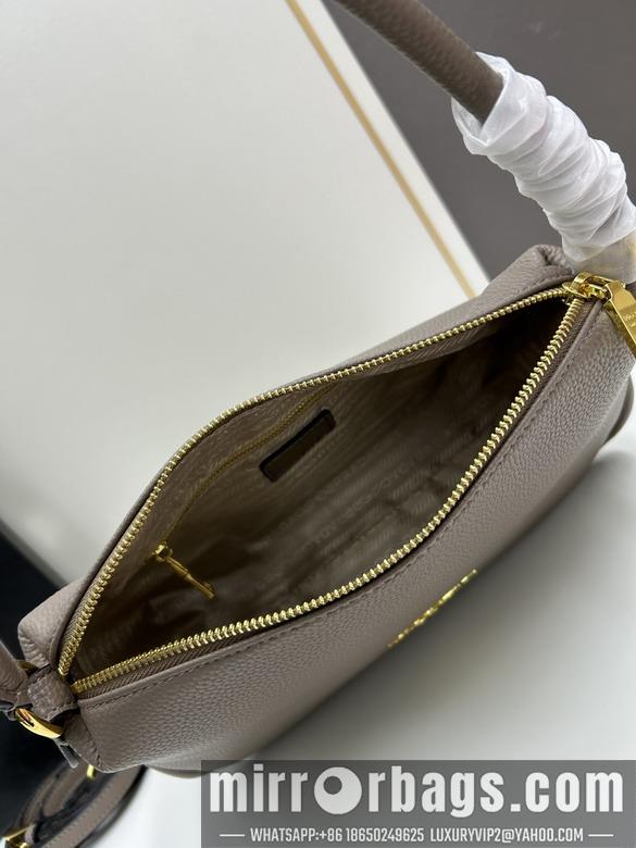 Prada Bags Prada 1BA109 30x22x10cm jj1