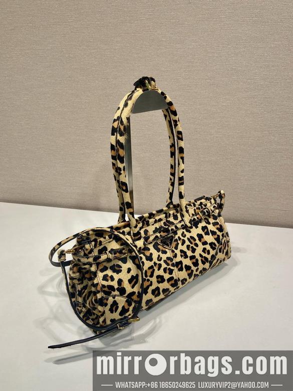 Prada Bags Prada 1BA426 32x15.5x12cm AP2.