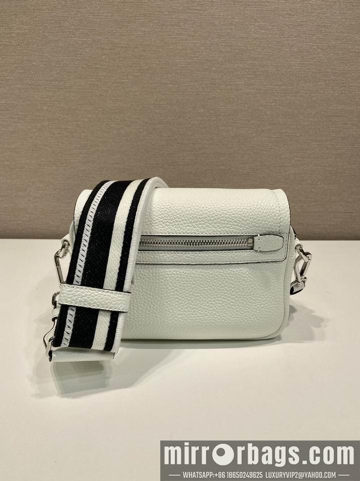 Prada Bags Prada 1BD332 20x15x6cm AP