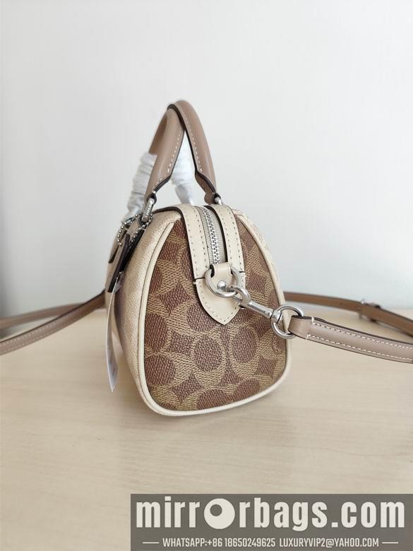 Coach Bags CW330 17.5X12X10cm JH