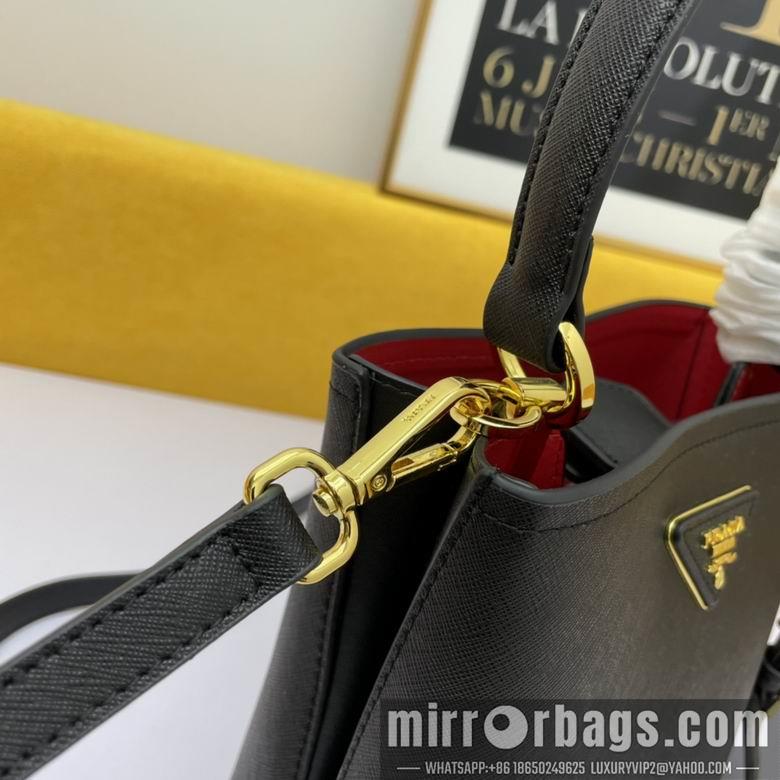 Prada Bags WW1BA219黑 21X11X18