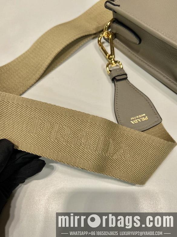 Prada Bags Prada 1BH220 20x21x7cm AP