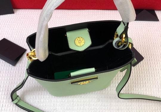 Prada Bags Prada Saffiano 1BA219十字纹 20x11x18cm CN6色