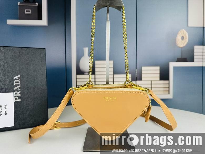 Prada Bags 2432 18X13X5cm XMY