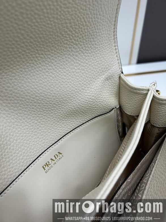 Prada Bags Prada 1BA106 22x14x8cm jj4