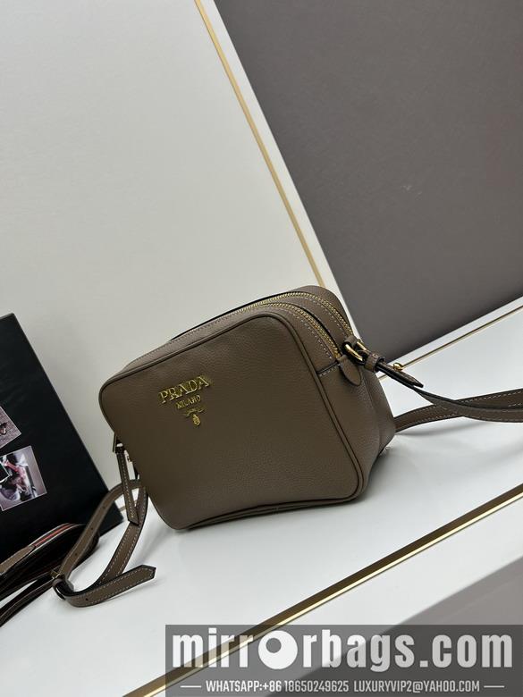 Prada Bags Prada 2089 23x16x10cm jj