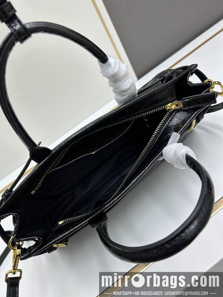 Prada Bags Prada 32x15x11cm jj
