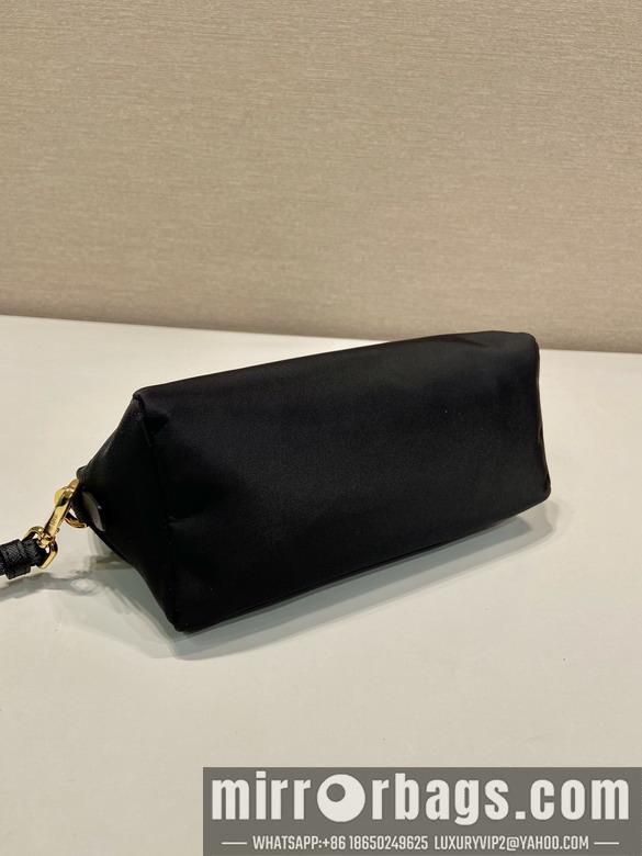 Prada Bags Prada 1NS693 20x11.5x9cm AP1