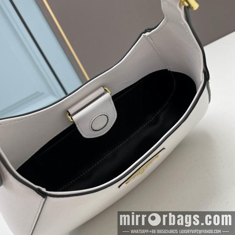 Prada Bags Prada Cleo 27x19x5cm ww2色