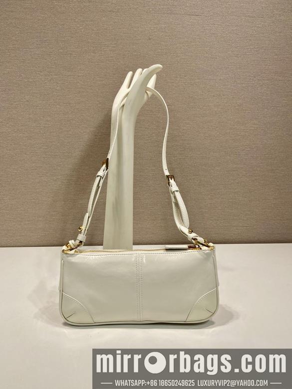 Prada Bags Prada 1BC221 26x11.5x6cm AP