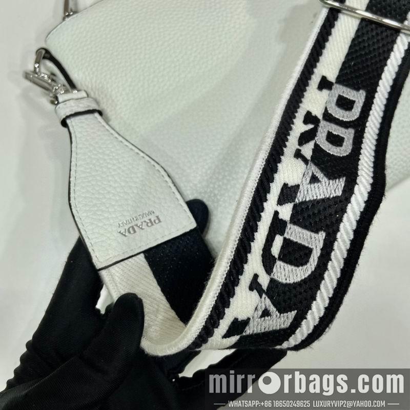 Prada Bags 1BH050 30X19.5CM AP