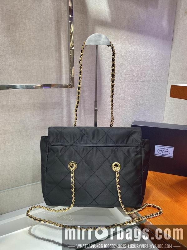 Prada Bags Vintage 1BD630 30x26x6cm ap 18