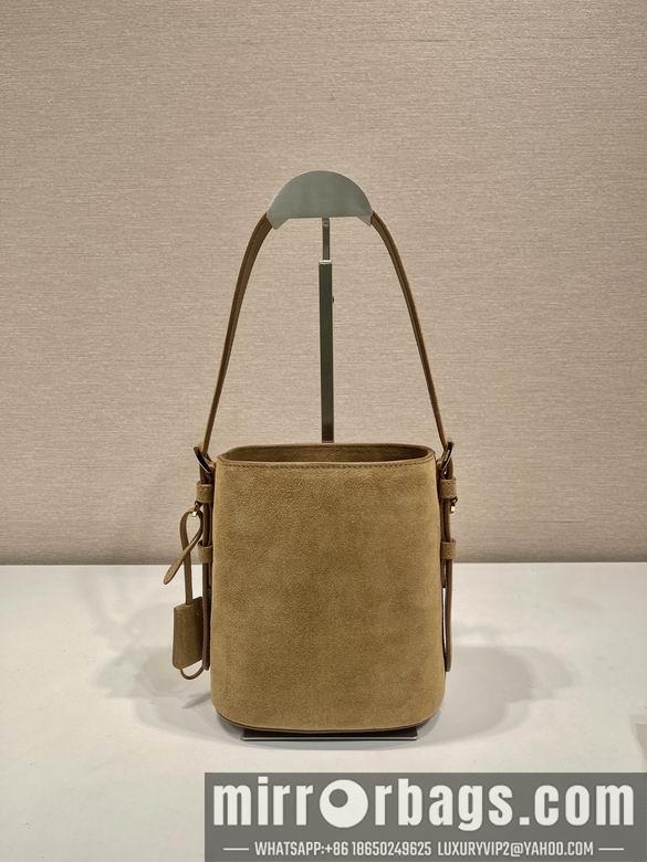 Prada Bags 1BE078 17X18.5X10.5cm WP