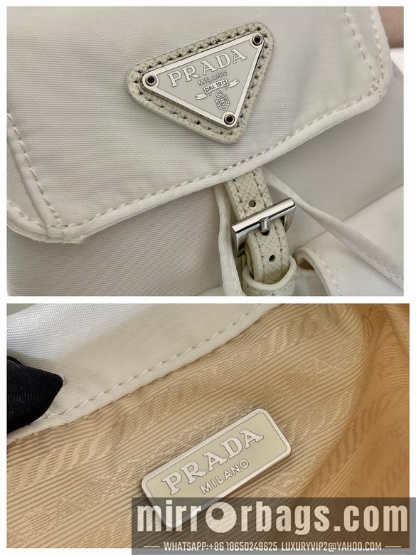 Prada Bags Prada 1BH029 17x18.5x8cm AP3