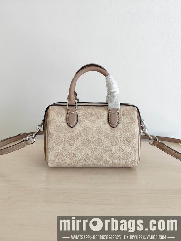 Coach Bags CW330 17.5X12X10cm JH