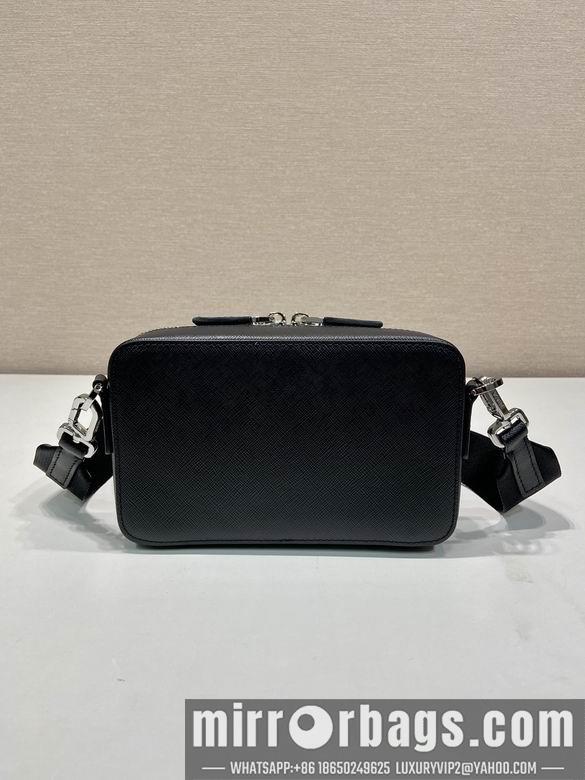 Prada Bags Prada Brique 2VH173十字纹 19x11.5x3.5cm AP